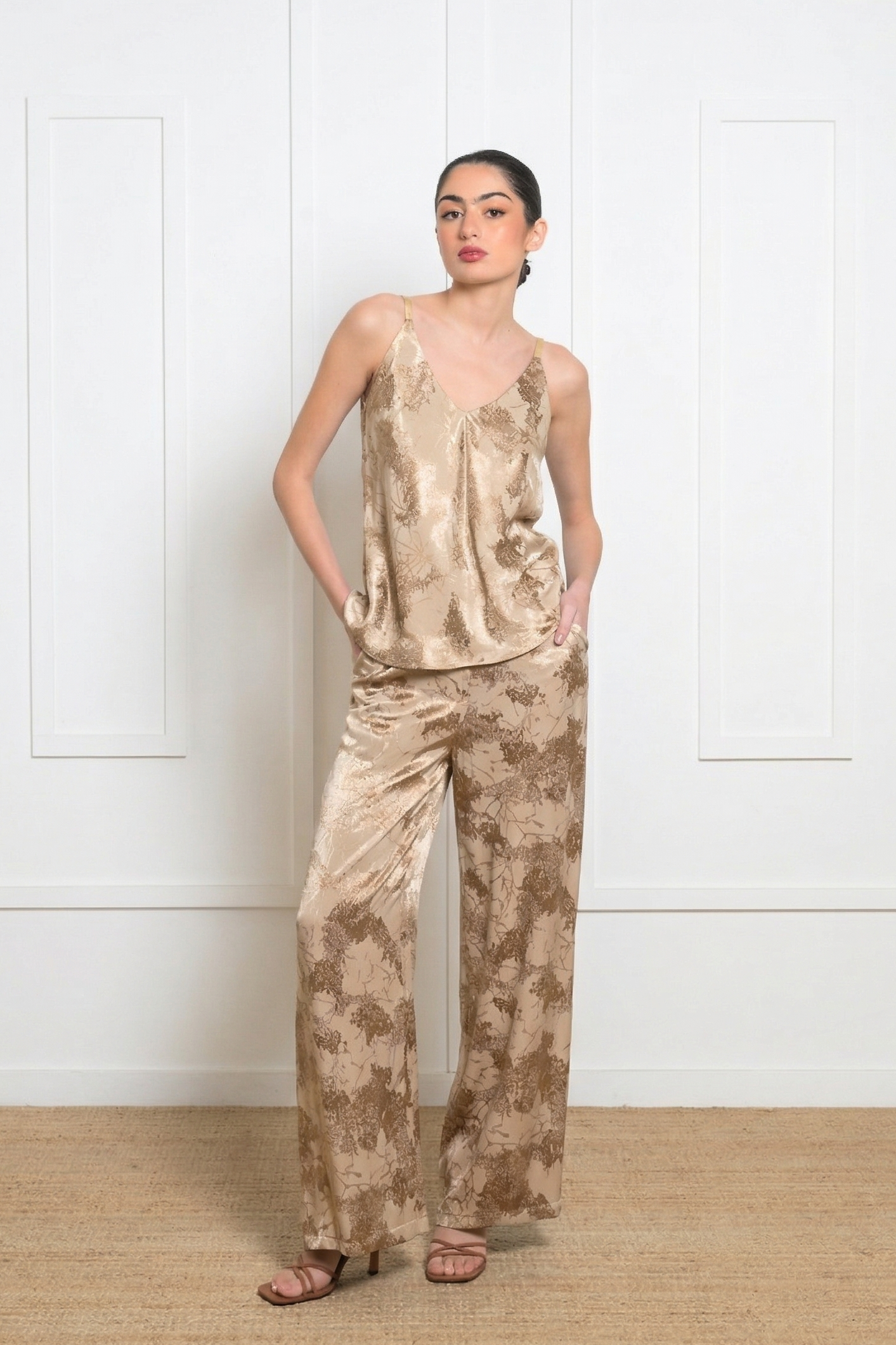 Cosmos Top - Beige