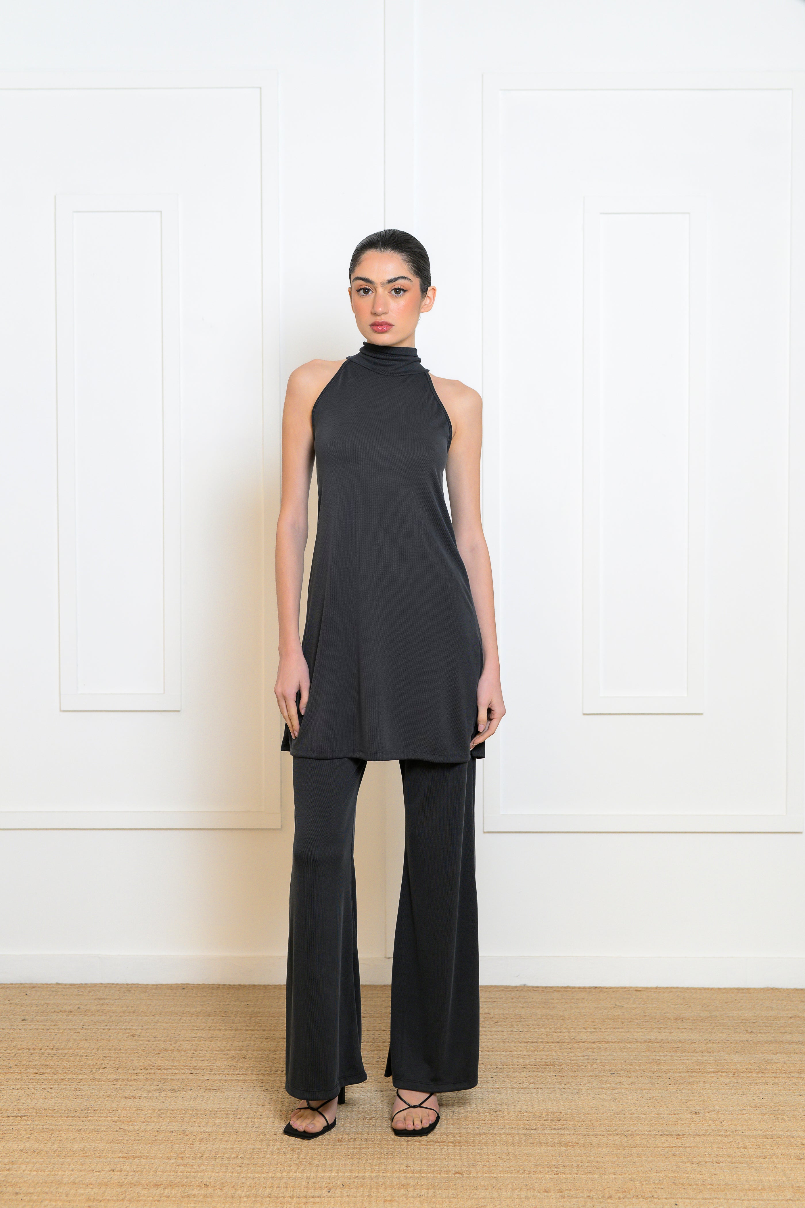 Ixia Pants - Black