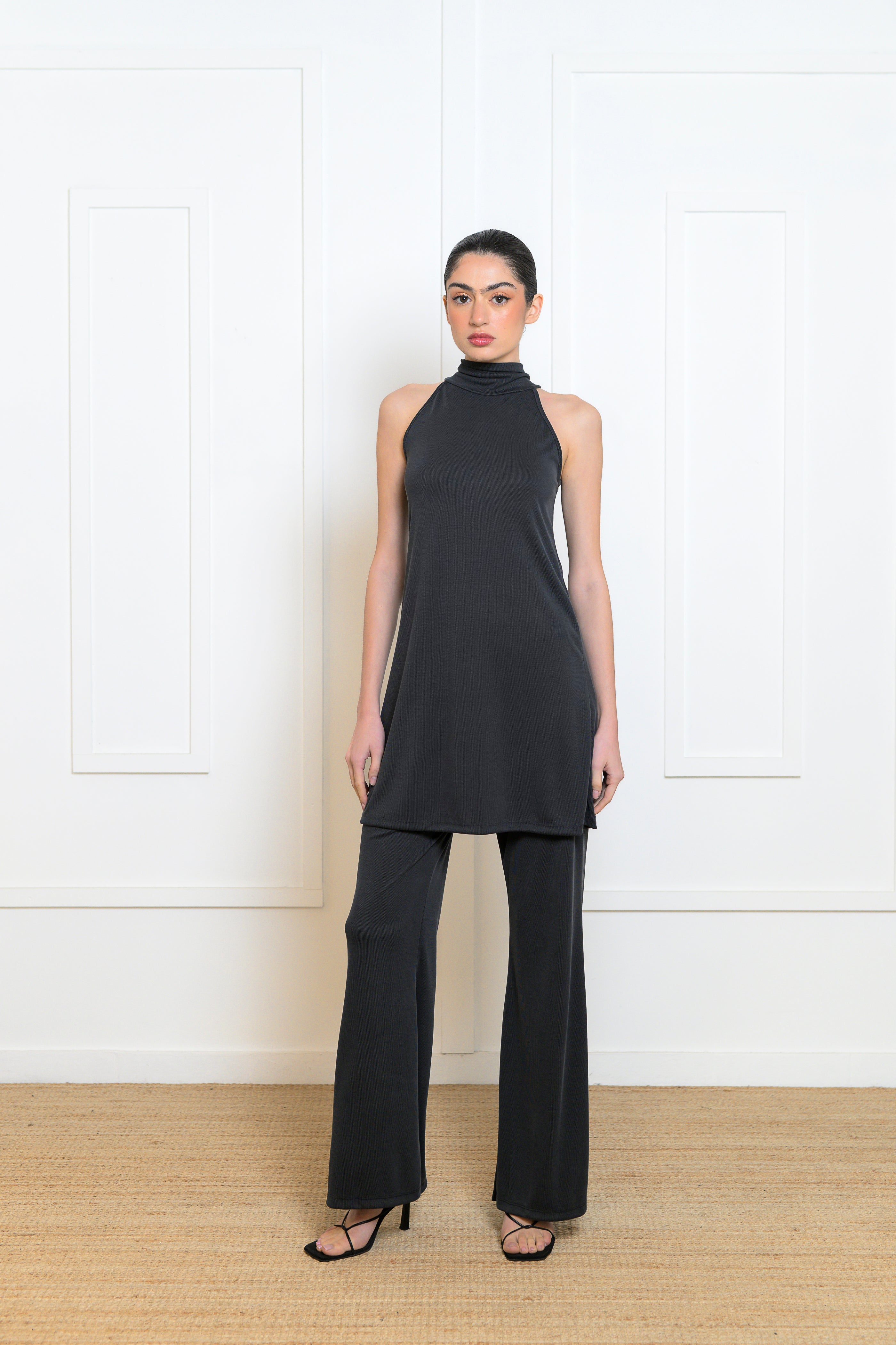 Ixia Pants - Black