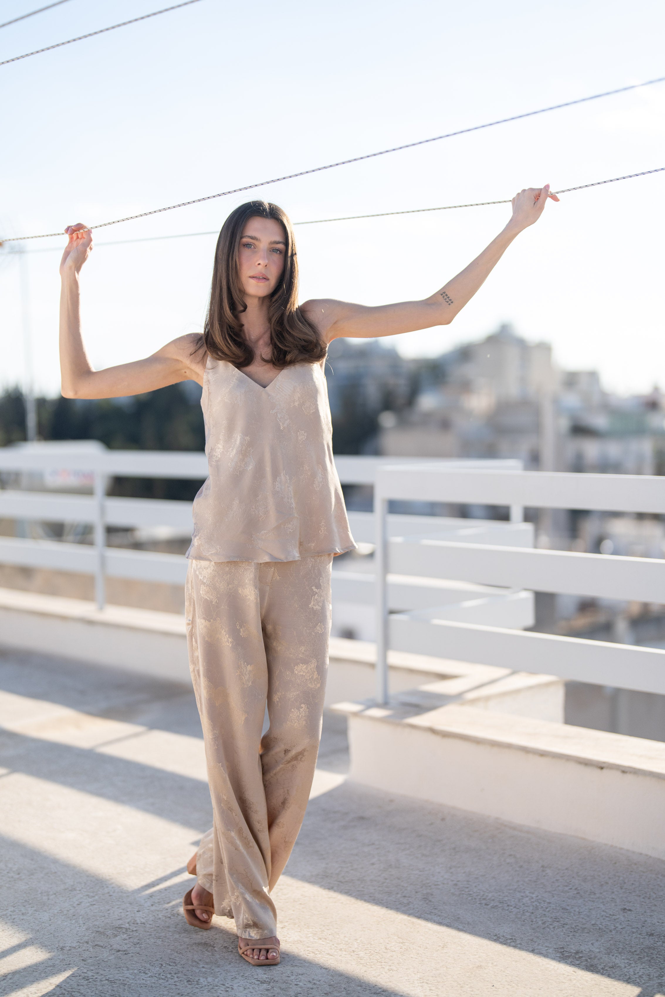 Cosmos Top - Beige