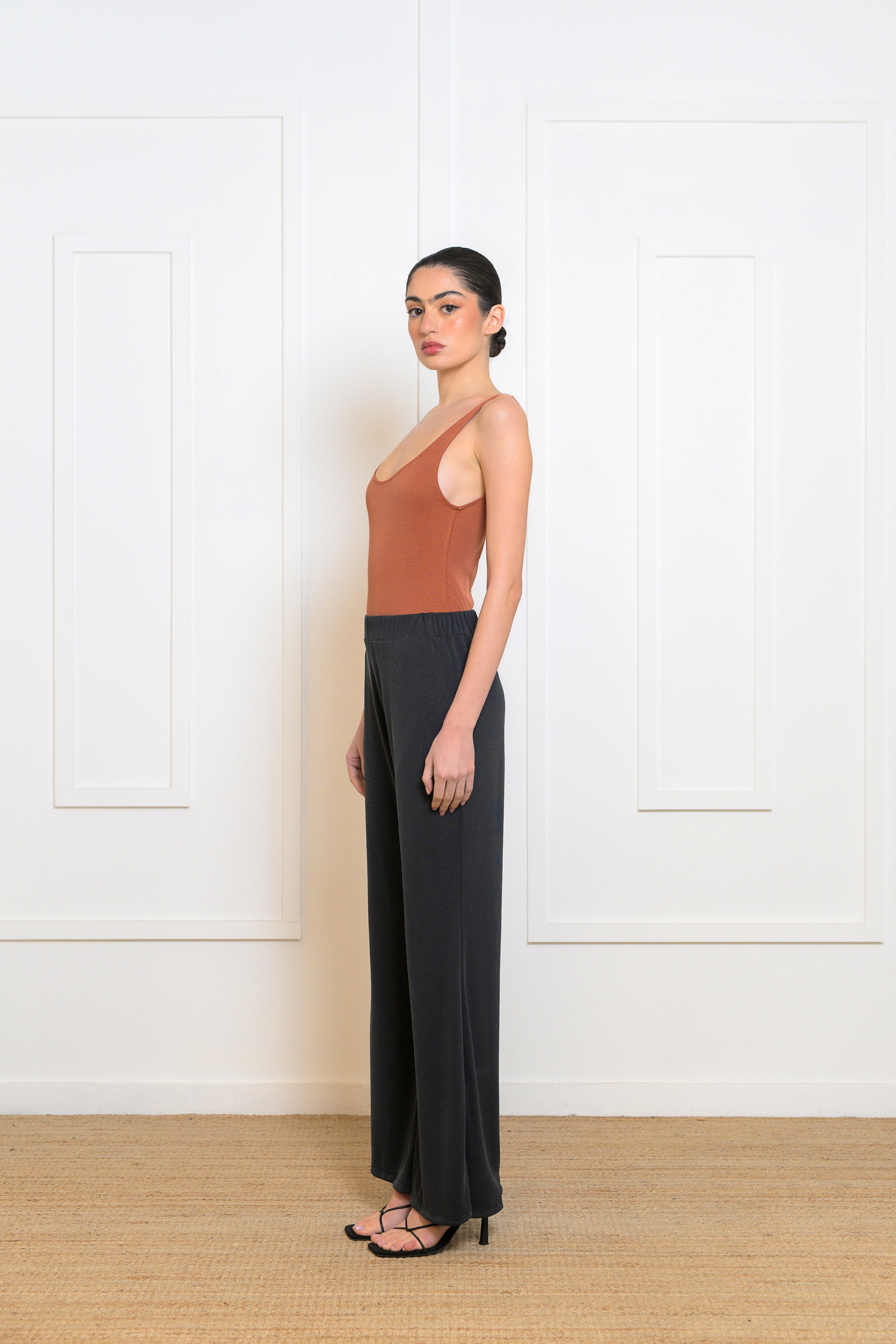 Ixia Pants - Black